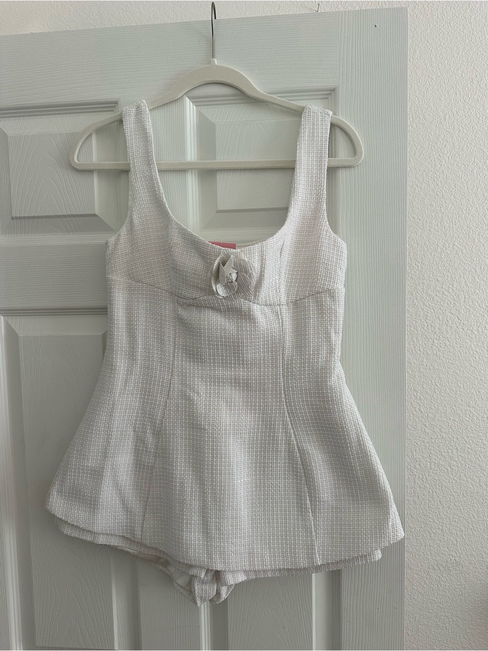 PrettyLittleThing White Textured Scoop Neck Romper